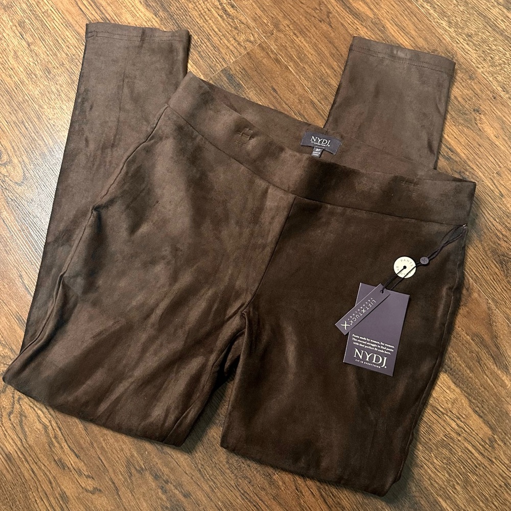 NWT NYDJ Lift x Tuck Pull on Ankle Pants - dark brown suede‎